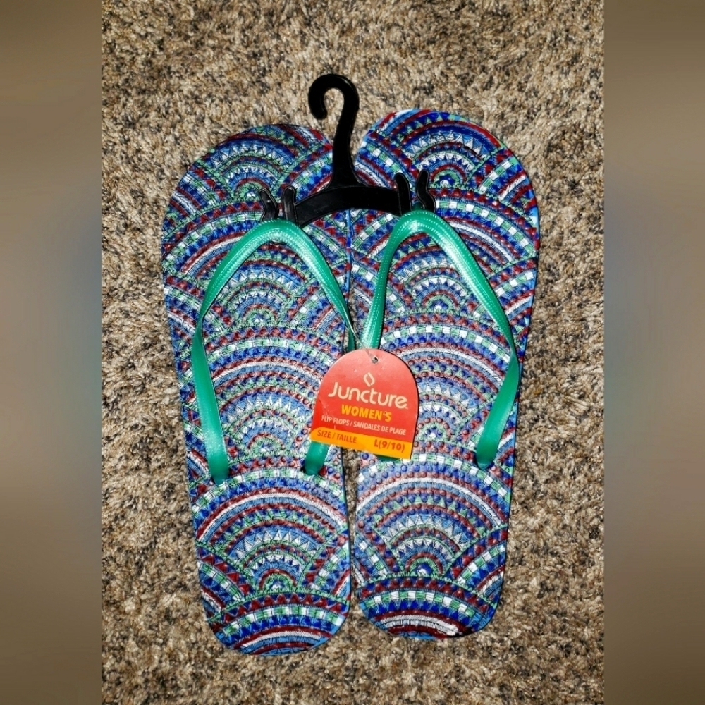 Juncture| NWT| Flip Flops